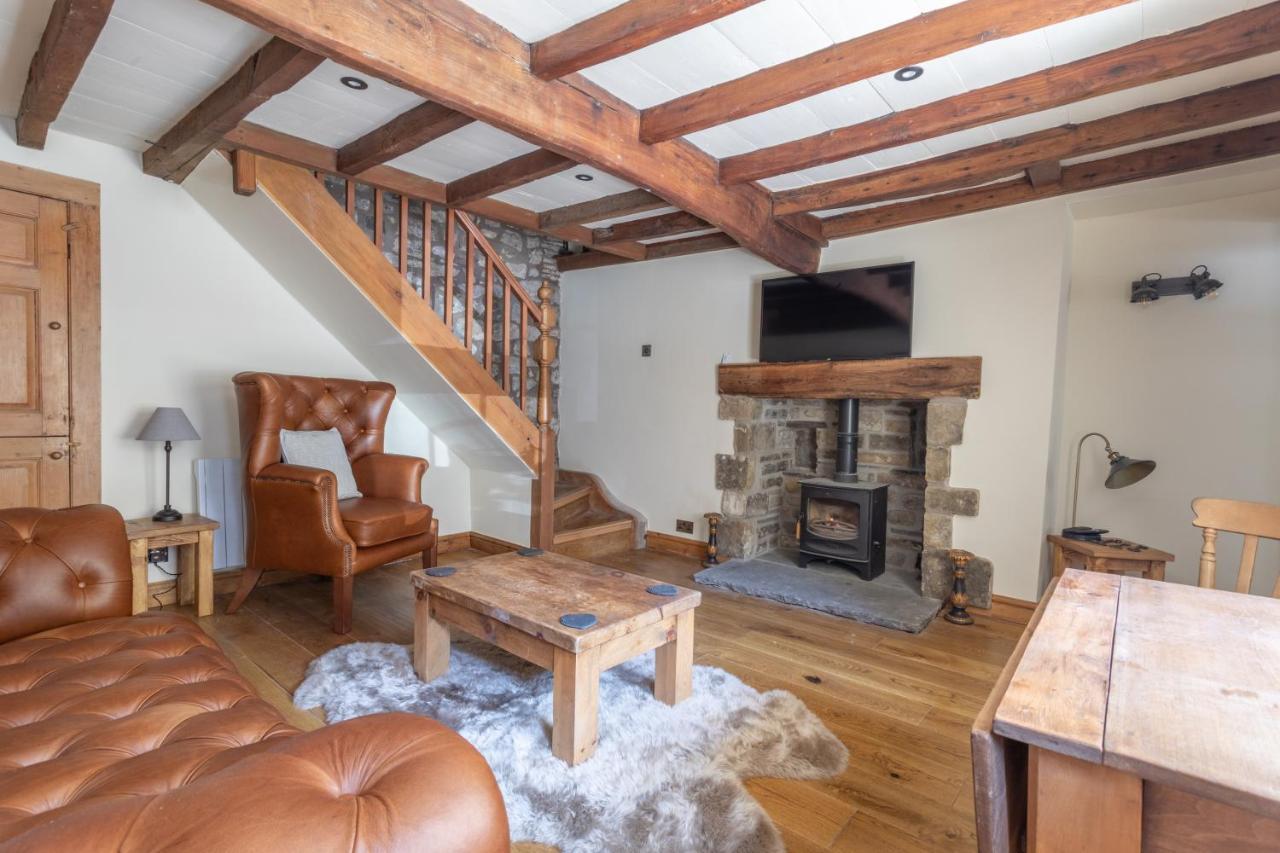 Holiday home Chapel With Log Burner